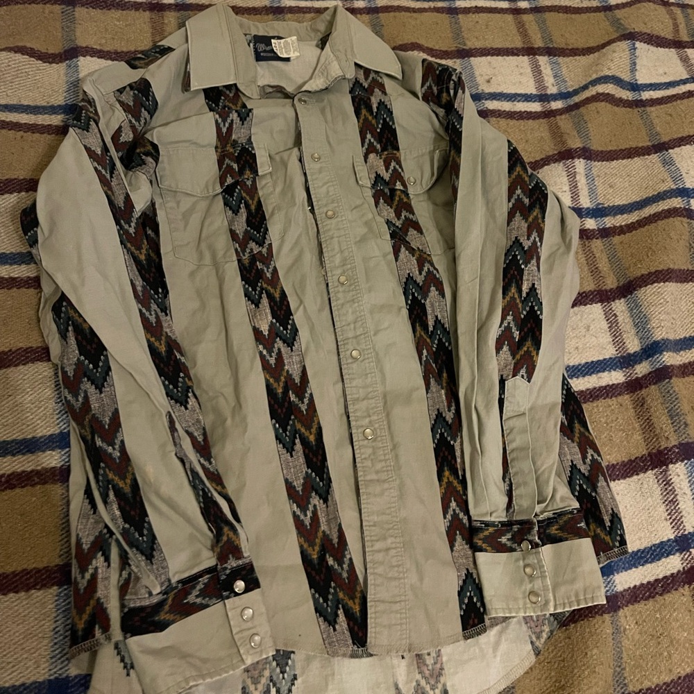 Vintage wrangler pearl snap